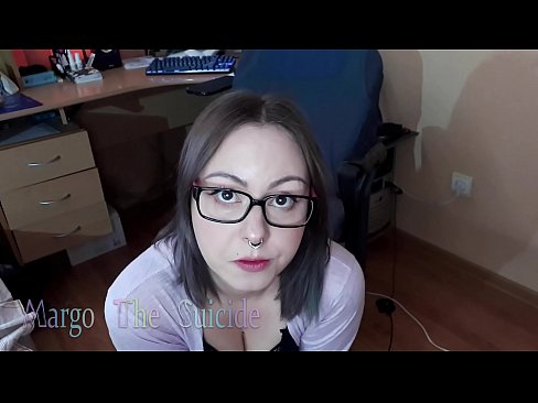 ❤️ 性感的眼镜女孩在镜头前深深地吸吮假阳具 ❌ Sluts。at zh-cn.pornmega.ru